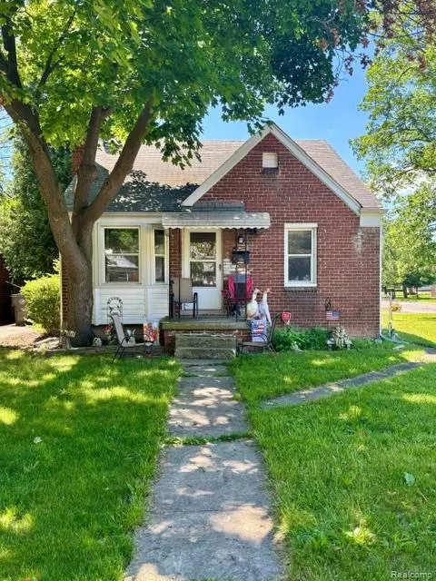 1014 Arlington Street Inkster City, MI 48141