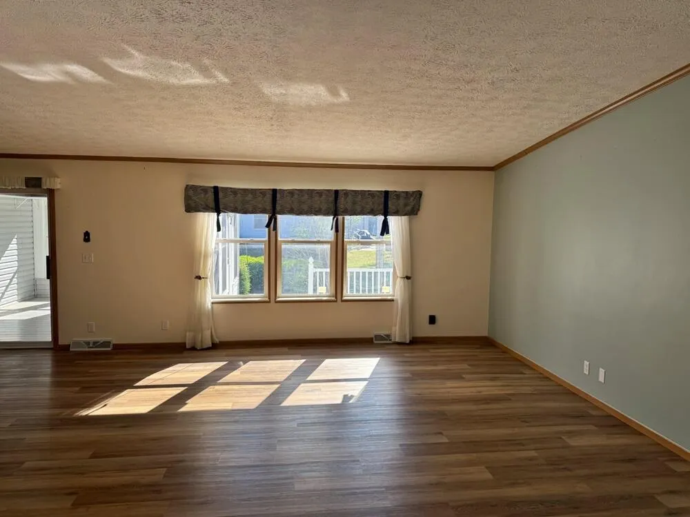 10215 E Royal Morton Township, MI 49346