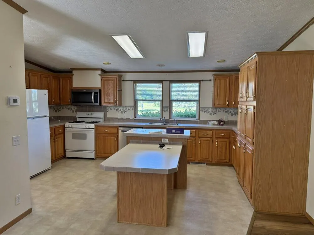 10215 E Royal Morton Township, MI 49346