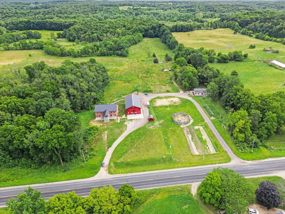 41083 County Road 681 Arlington Township, MI 49013
