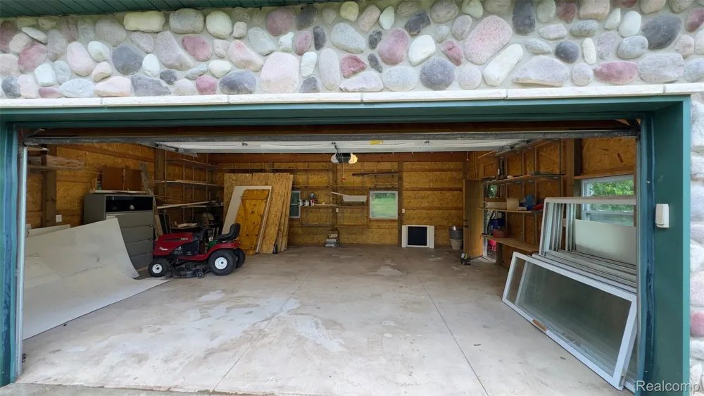 2608 E Sutton Road Metamora Township, MI 48455