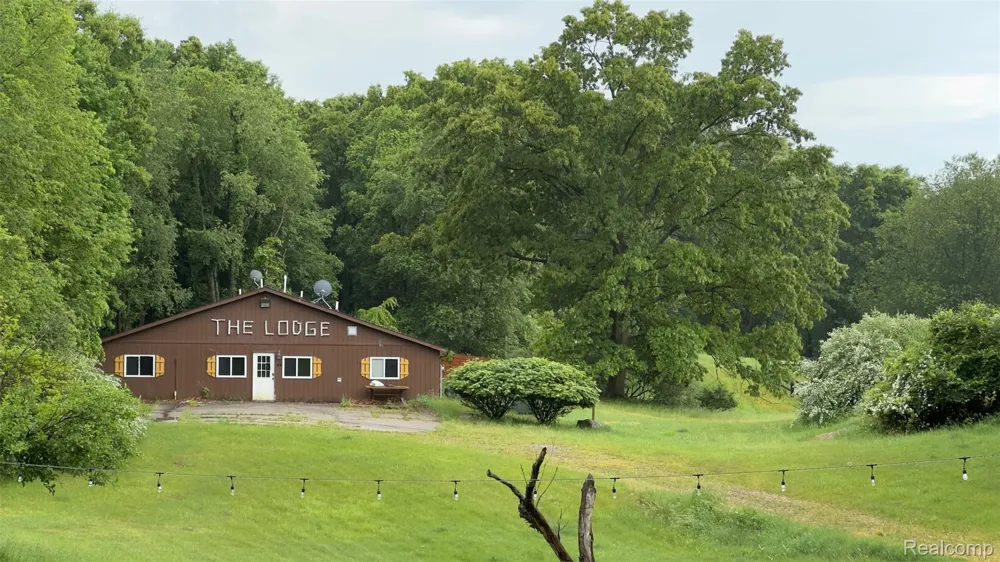 2608 E Sutton Road Metamora Township, MI 48455