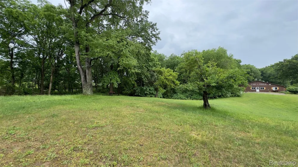 2608 E Sutton Road Metamora Township, MI 48455