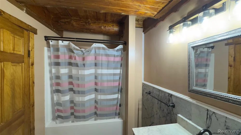2608 E Sutton Road Metamora Township, MI 48455
