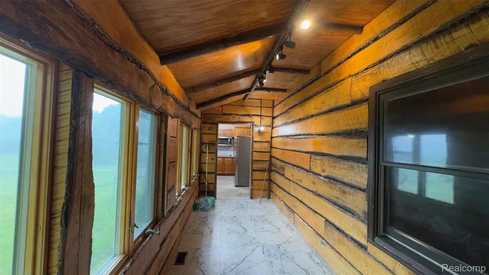 2608 E Sutton Road Metamora Township, MI 48455