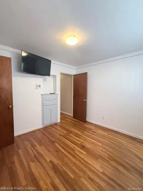 2639 Woodbine Drive Waterford Charter Township, MI 48328