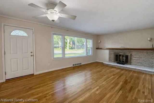 2639 Woodbine Drive Waterford Charter Township, MI 48328
