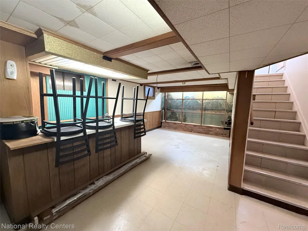 2639 Woodbine Drive Waterford Charter Township, MI 48328