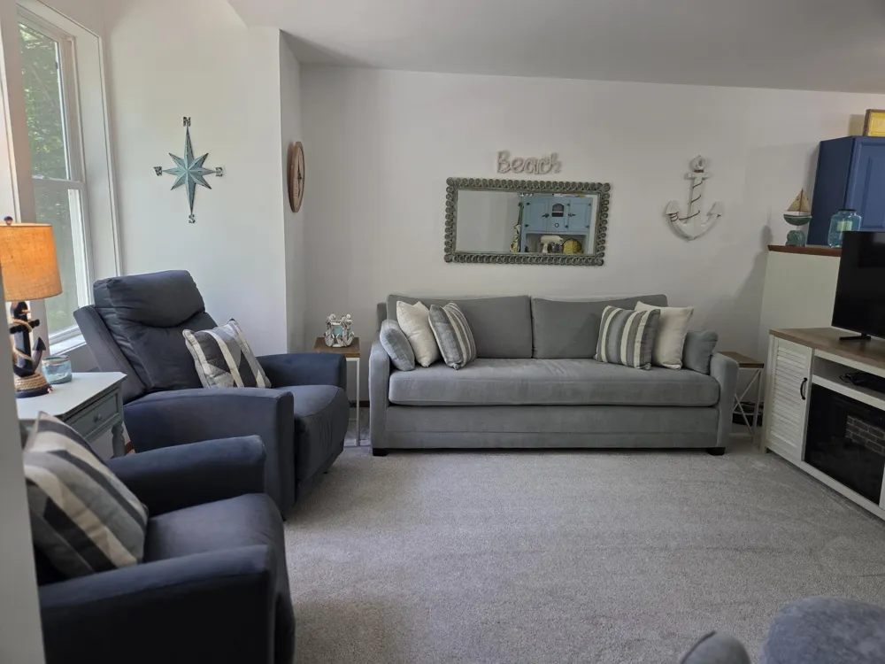 9638 W School Section Lake Drive Morton Township, MI 49332