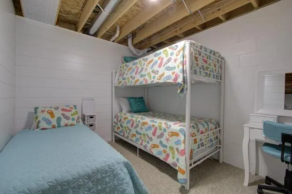 9638 W School Section Lake Drive Morton Township, MI 49332