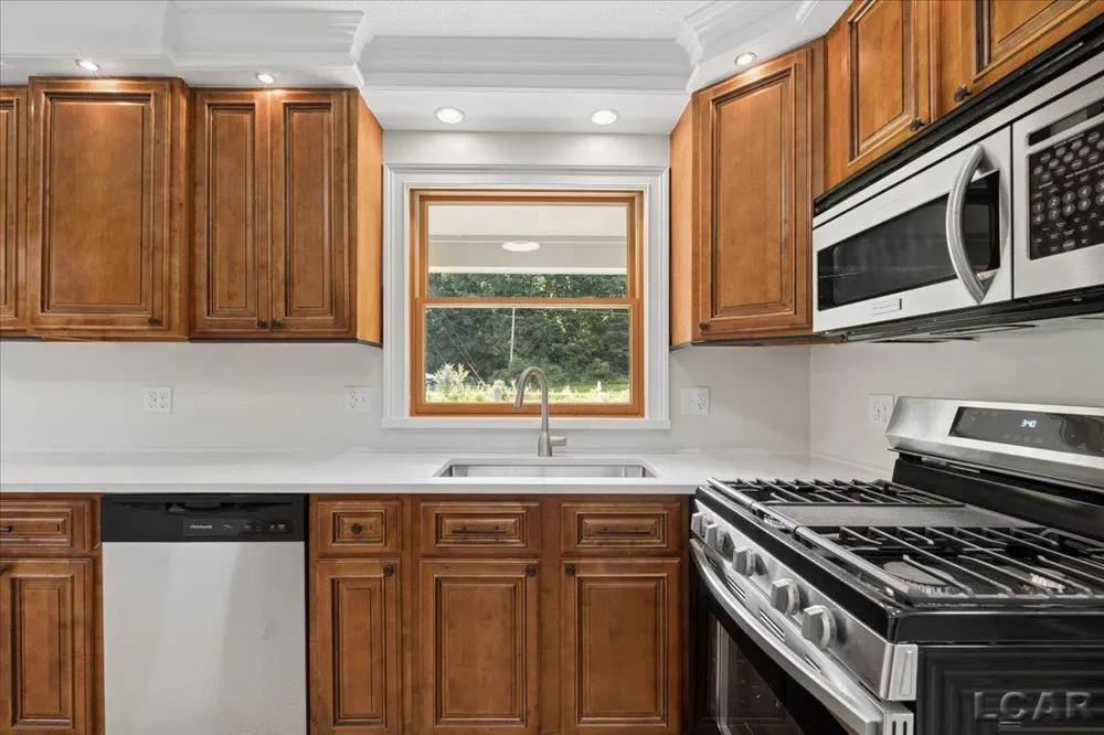 9315 Kingsley Drive Cambridge Township, MI 49265
