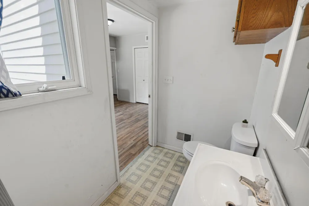 9050 Almena Drive Oshtemo Charter Township, MI 49009