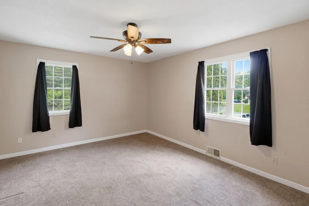 9050 Almena Drive Oshtemo Charter Township, MI 49009