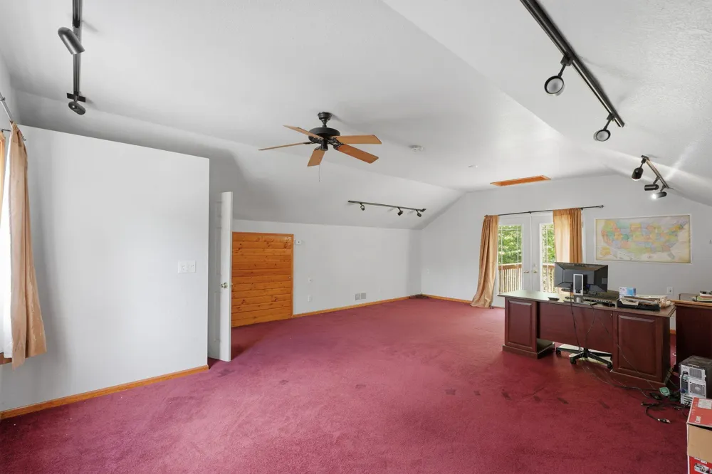 9050 Almena Drive Oshtemo Charter Township, MI 49009