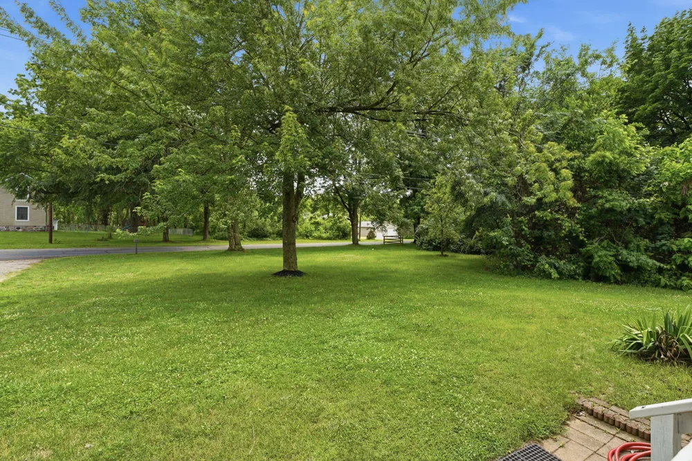 9050 Almena Drive Oshtemo Charter Township, MI 49009