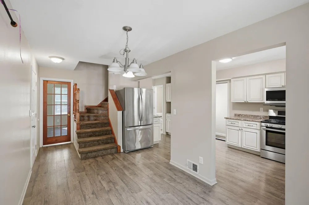 9050 Almena Drive Oshtemo Charter Township, MI 49009