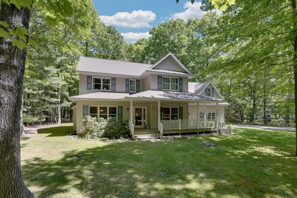 1424 Timber Ridge Drive Filer Charter Township, MI 49660