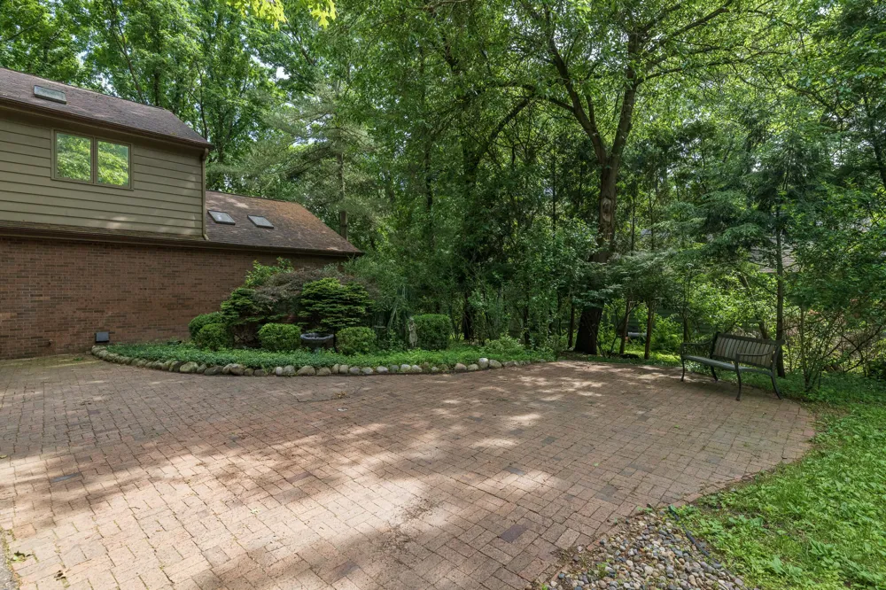 7129 Lakeridge Place Texas Charter Township, MI 49009