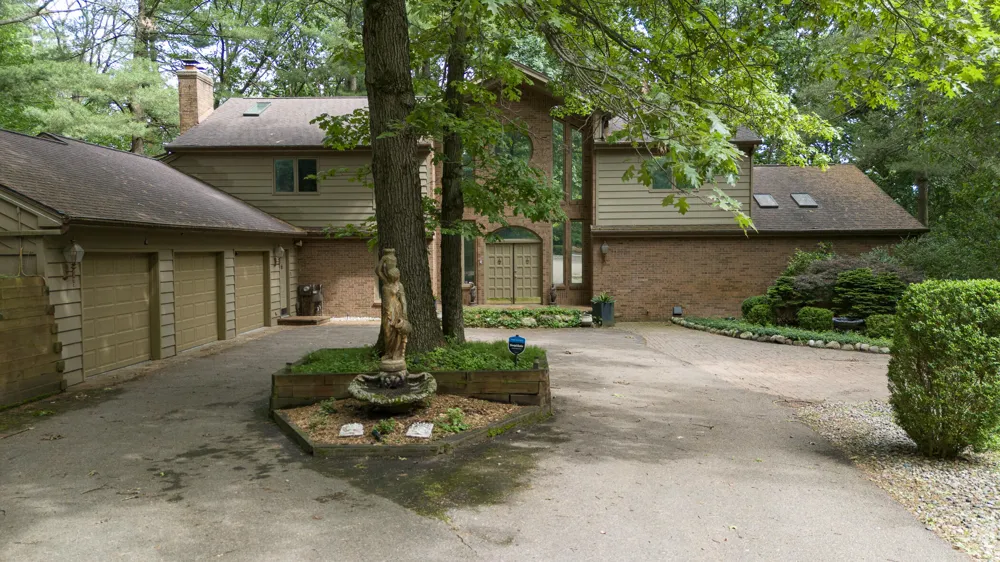 7129 Lakeridge Place Texas Charter Township, MI 49009