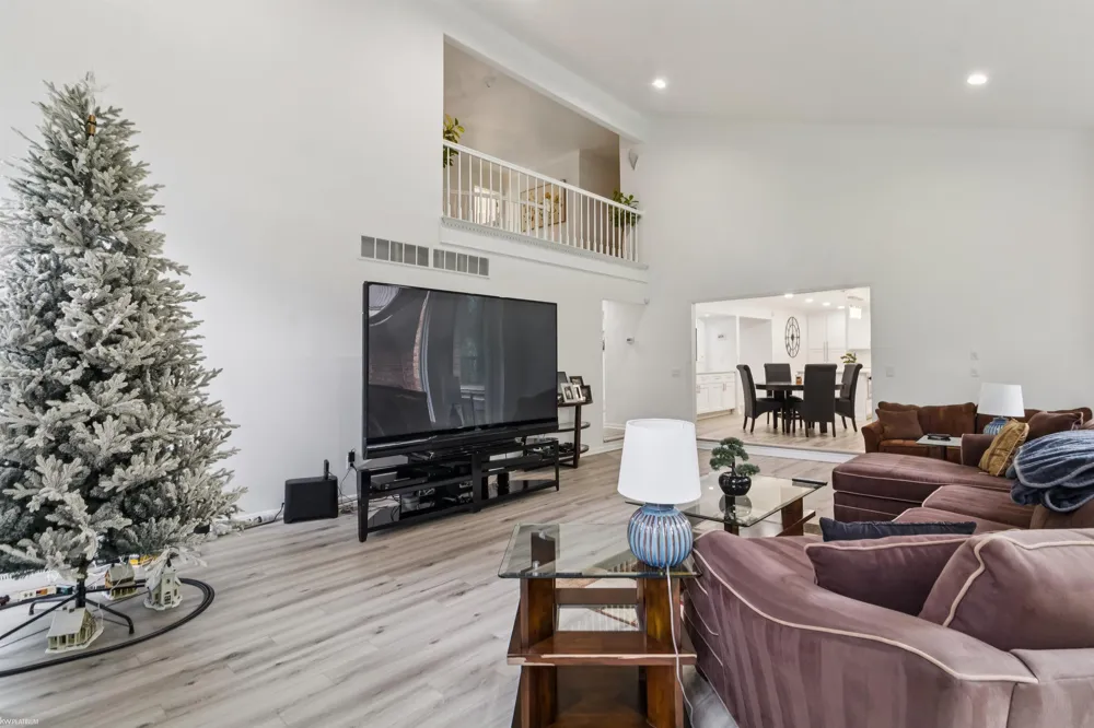 3701 Green Lake Road West Bloomfield Charter Township, MI 48324