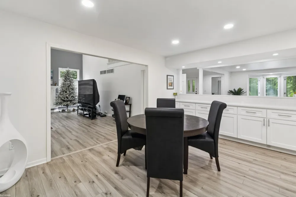 3701 Green Lake Road West Bloomfield Charter Township, MI 48324
