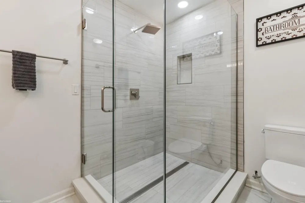 3701 Green Lake Road West Bloomfield Charter Township, MI 48324