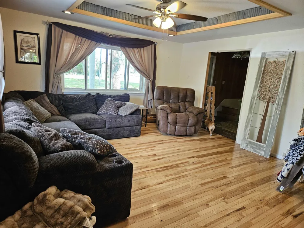 108 S Huron Reeder Township, MI 49651