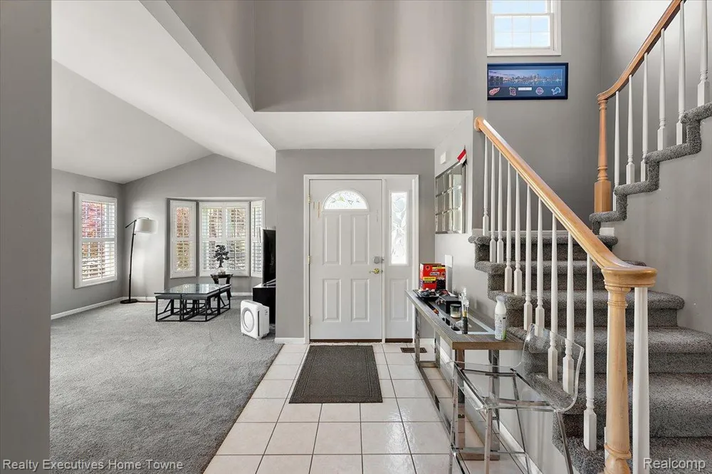 899 Hathaway Dr Drive Auburn Hills City, MI 48326