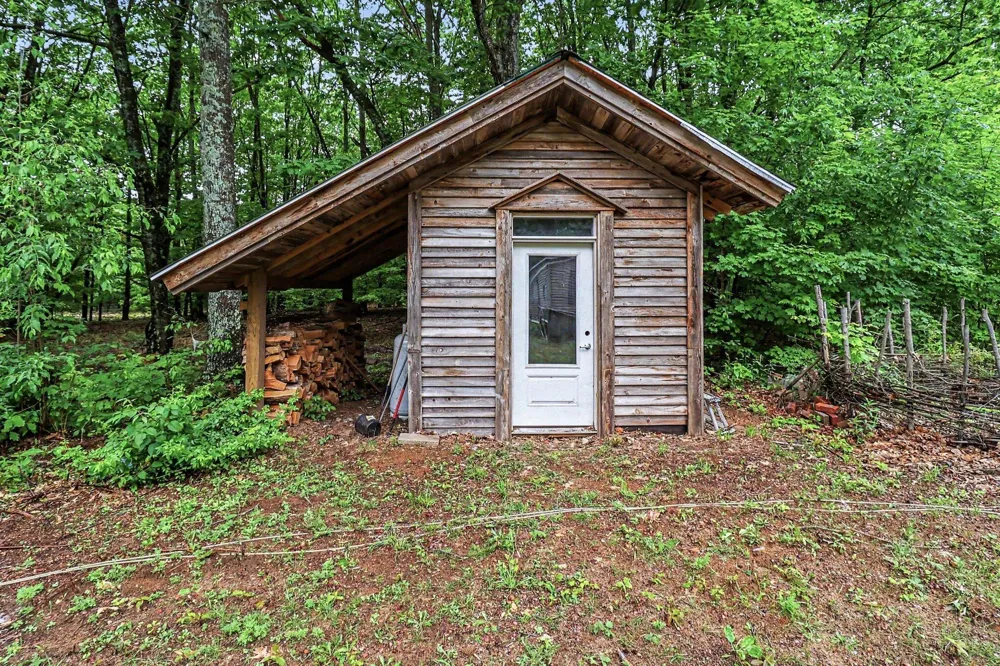 4791 E Fox Road Elbridge Township, MI 49420