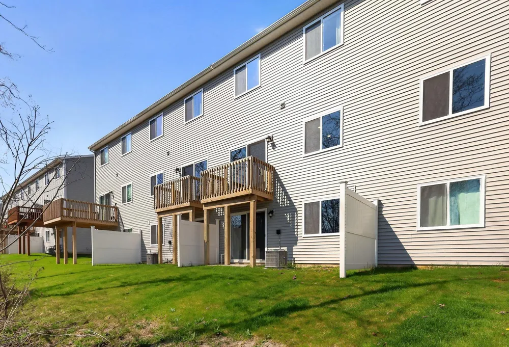 4628 Glen Haven Drive SE Kentwood City, MI 49512
