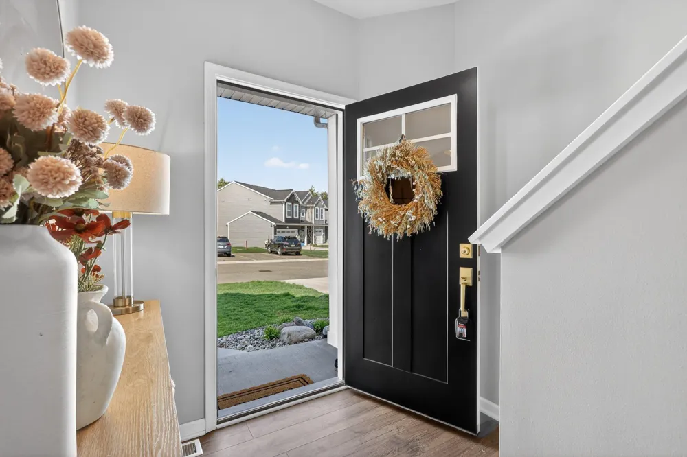 4628 Glen Haven Drive SE Kentwood City, MI 49512