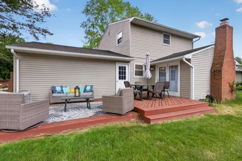 3324 Blue Lane