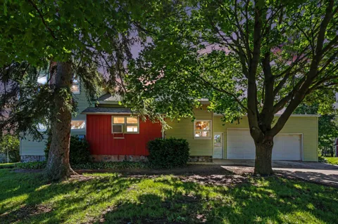 6923 Young Road