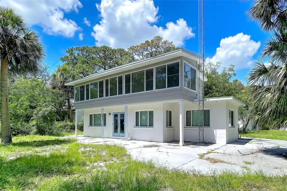 1275 MICKLER LANE Tarpon Springs, FL 34689