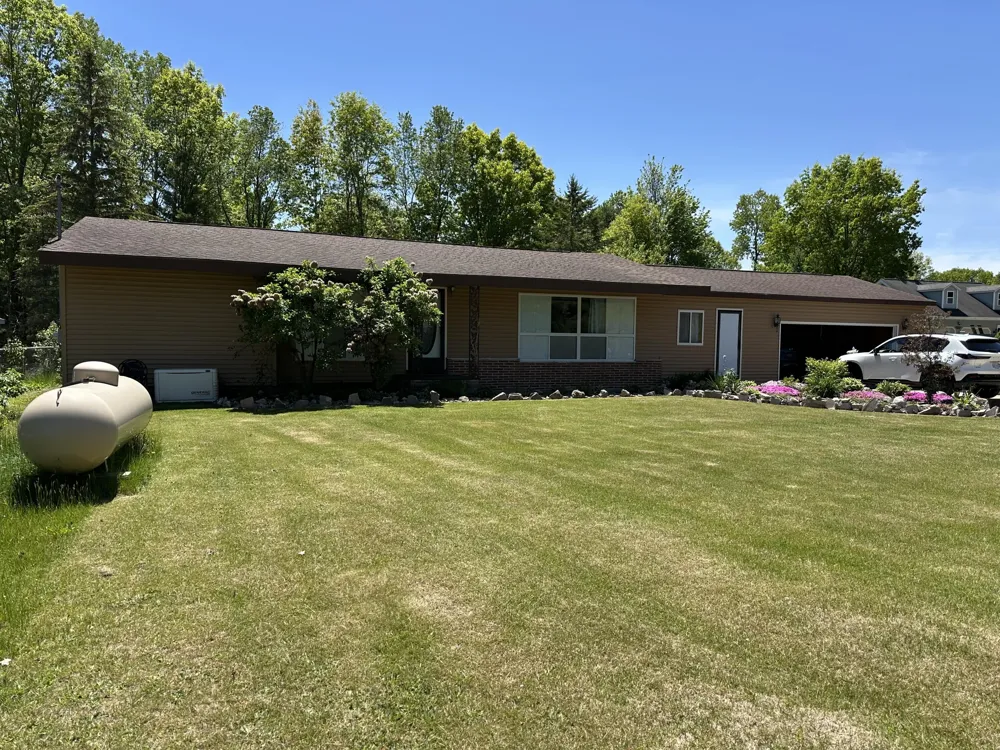 1807 S Lake Mitchell Drive Cherry Grove Township, MI 49601