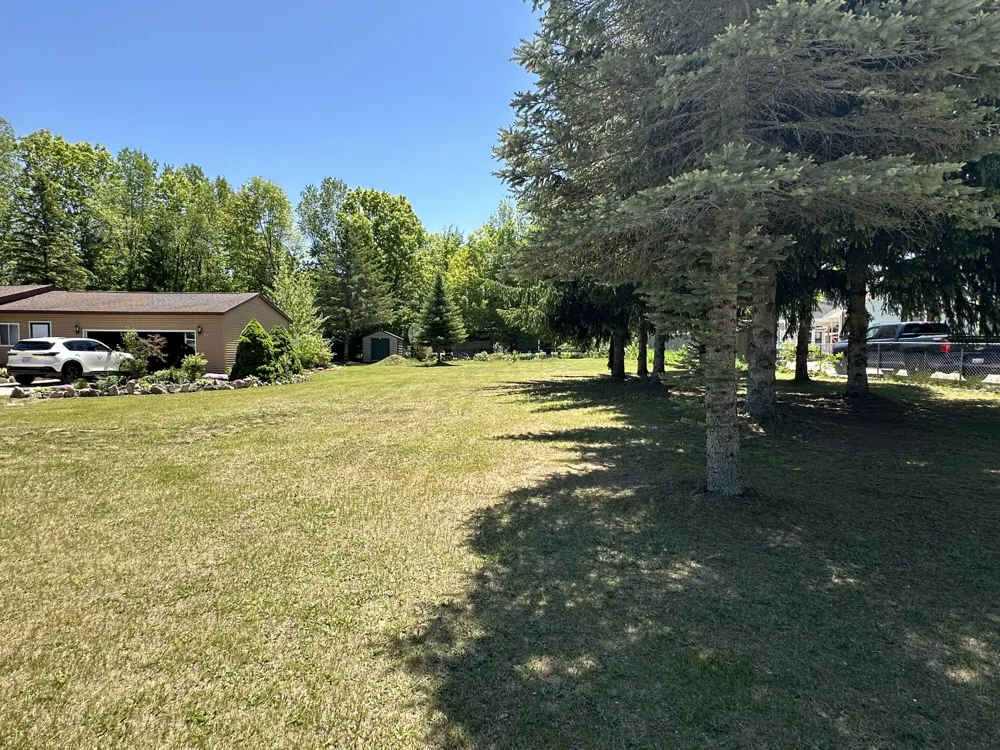 1807 S Lake Mitchell Drive Cherry Grove Township, MI 49601