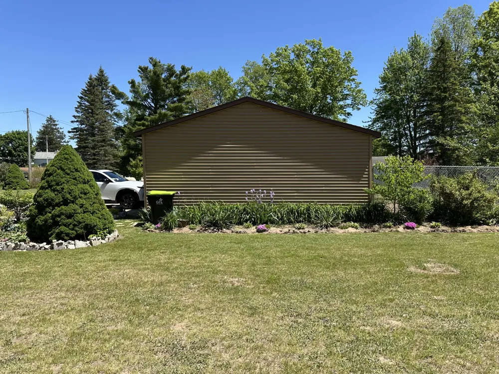 1807 S Lake Mitchell Drive Cherry Grove Township, MI 49601