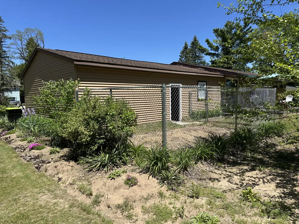 1807 S Lake Mitchell Drive Cherry Grove Township, MI 49601