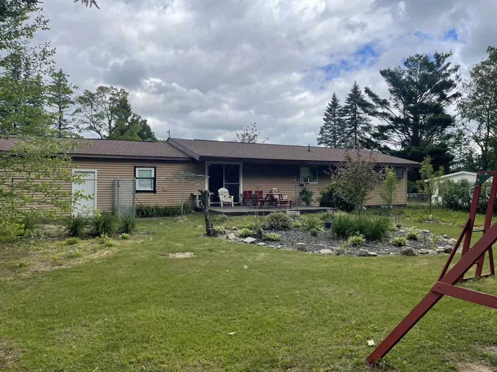 1807 S Lake Mitchell Drive Cherry Grove Township, MI 49601