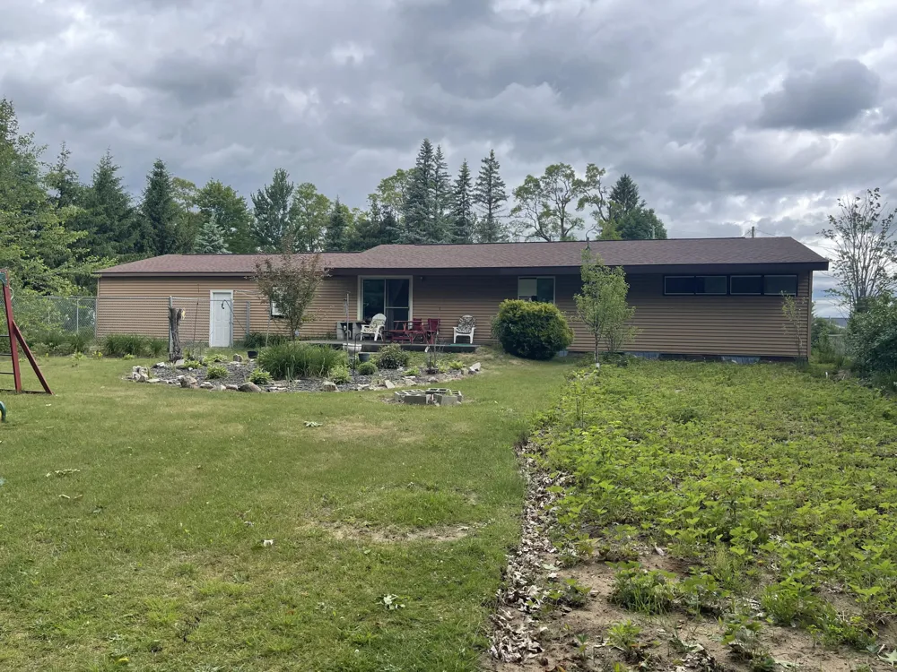 1807 S Lake Mitchell Drive Cherry Grove Township, MI 49601