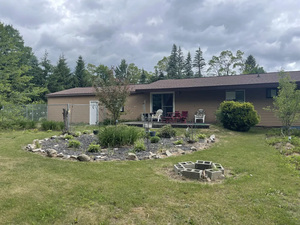 1807 S Lake Mitchell Drive Cherry Grove Township, MI 49601