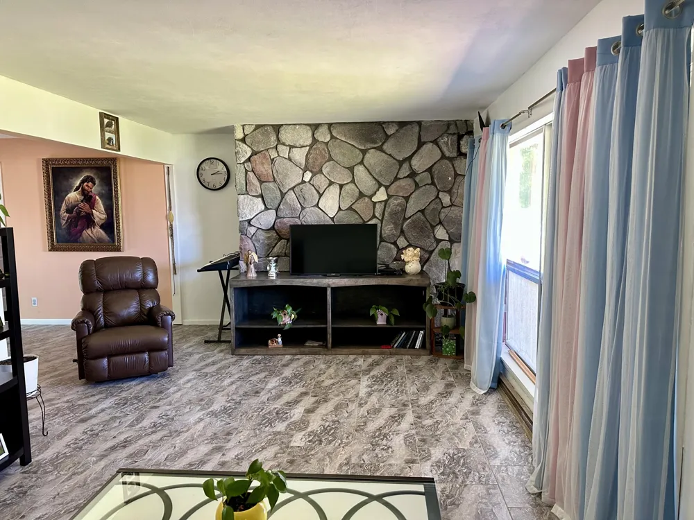 1807 S Lake Mitchell Drive Cherry Grove Township, MI 49601