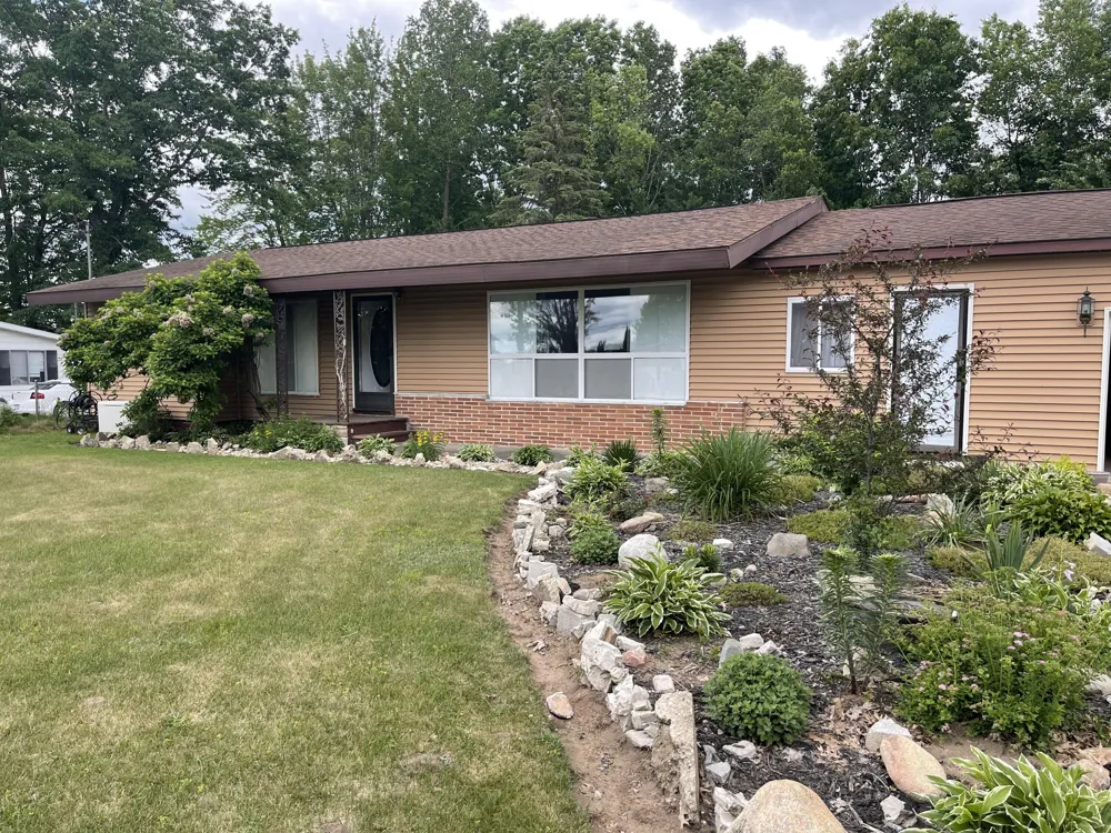 1807 S Lake Mitchell Drive Cherry Grove Township, MI 49601