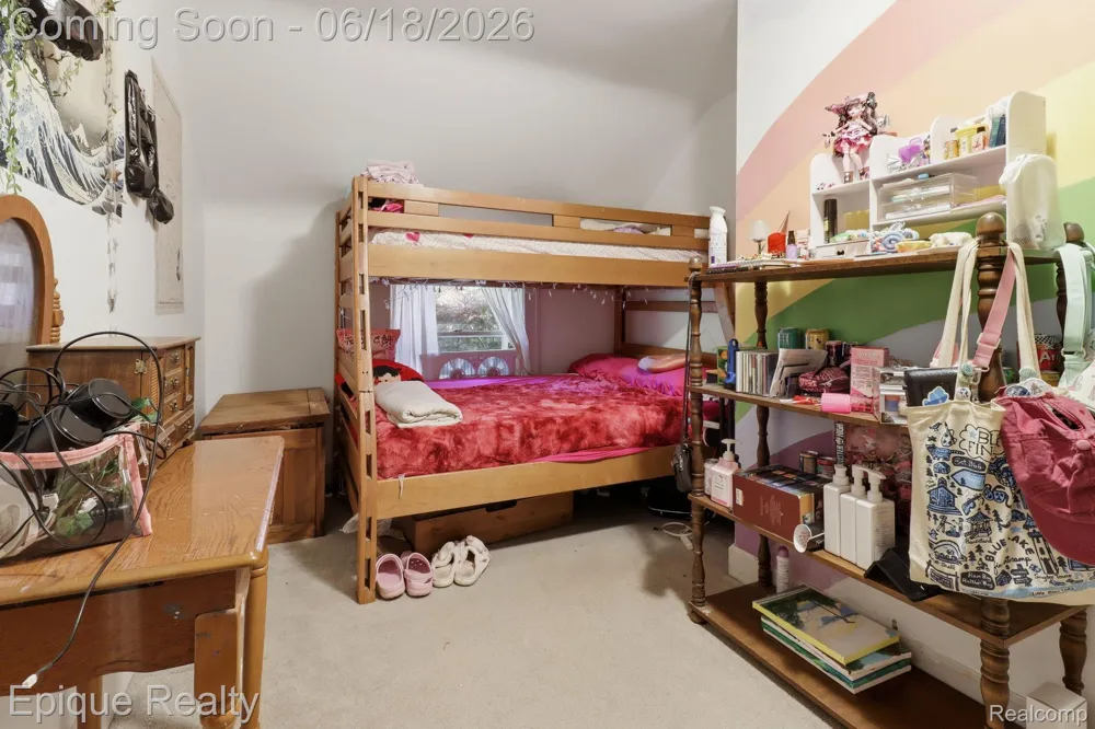 21085 Metroview Road Farmington Hills City, MI 48335