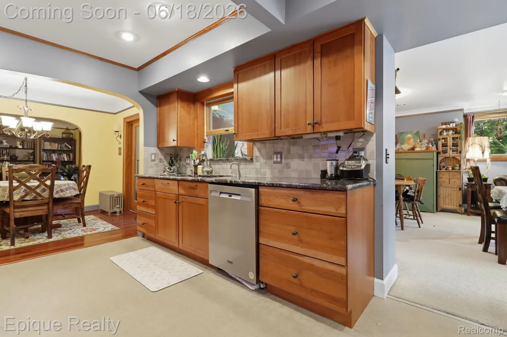 21085 Metroview Road Farmington Hills City, MI 48335