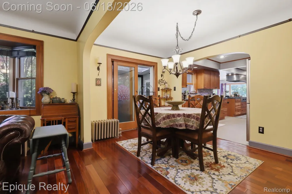 21085 Metroview Road Farmington Hills City, MI 48335