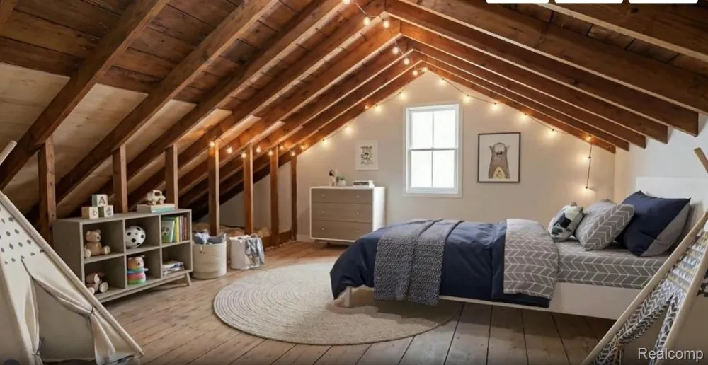19336 Centralia Redford Charter Township, MI 48240