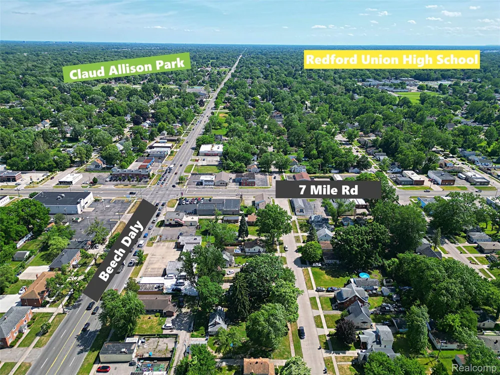 19336 Centralia Redford Charter Township, MI 48240