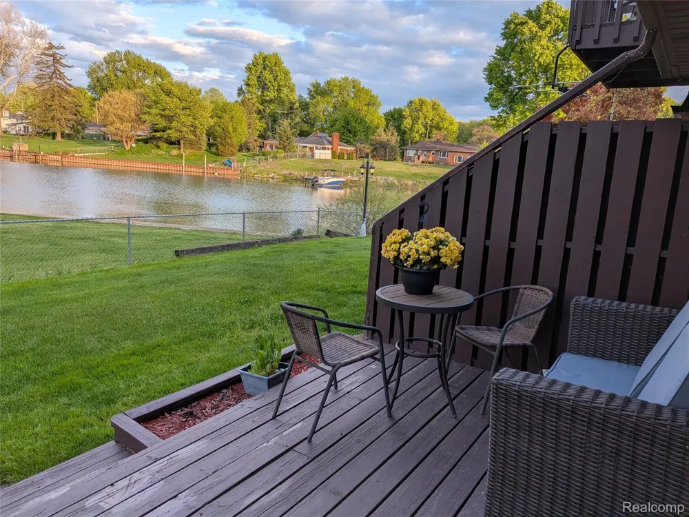 25470 Quarter Deck Street Harrison Charter Township, MI 48045
