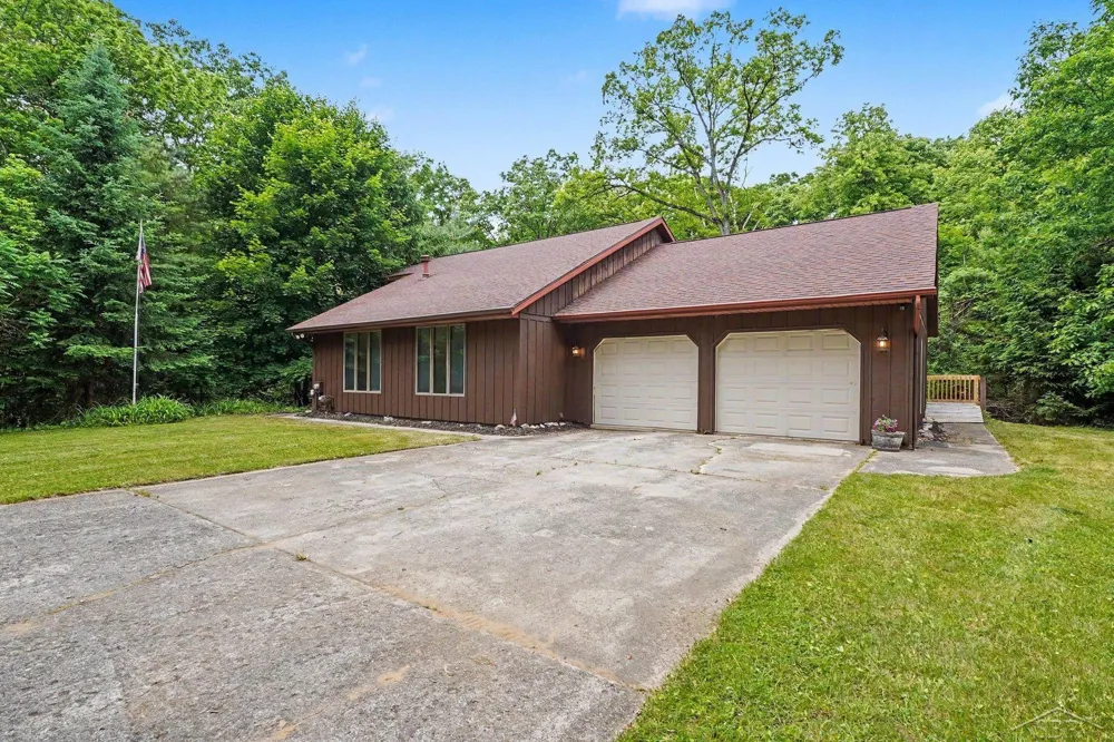 371 E Saginaw Road Lincoln Township, MI 48657